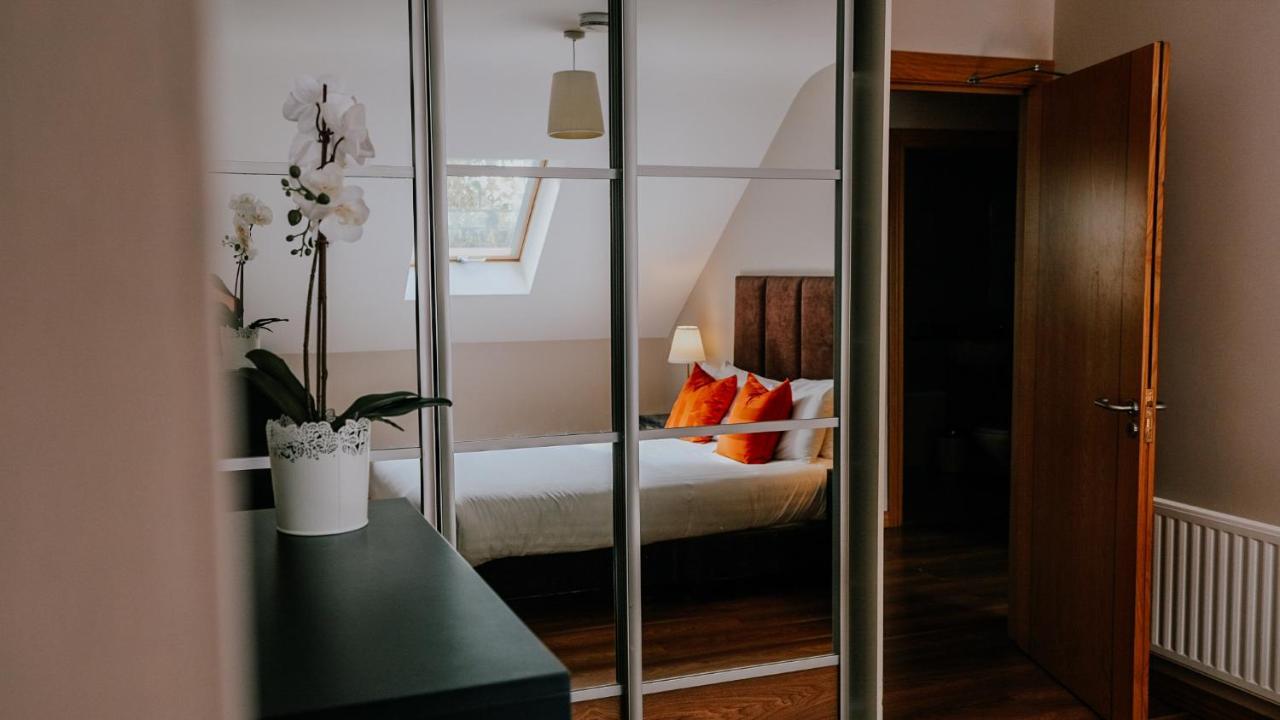 Five Lamps Suites Dublin Extérieur photo