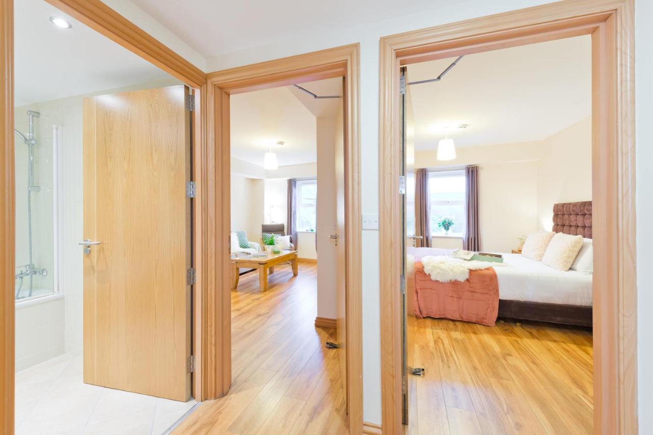 Five Lamps Suites Dublin Extérieur photo