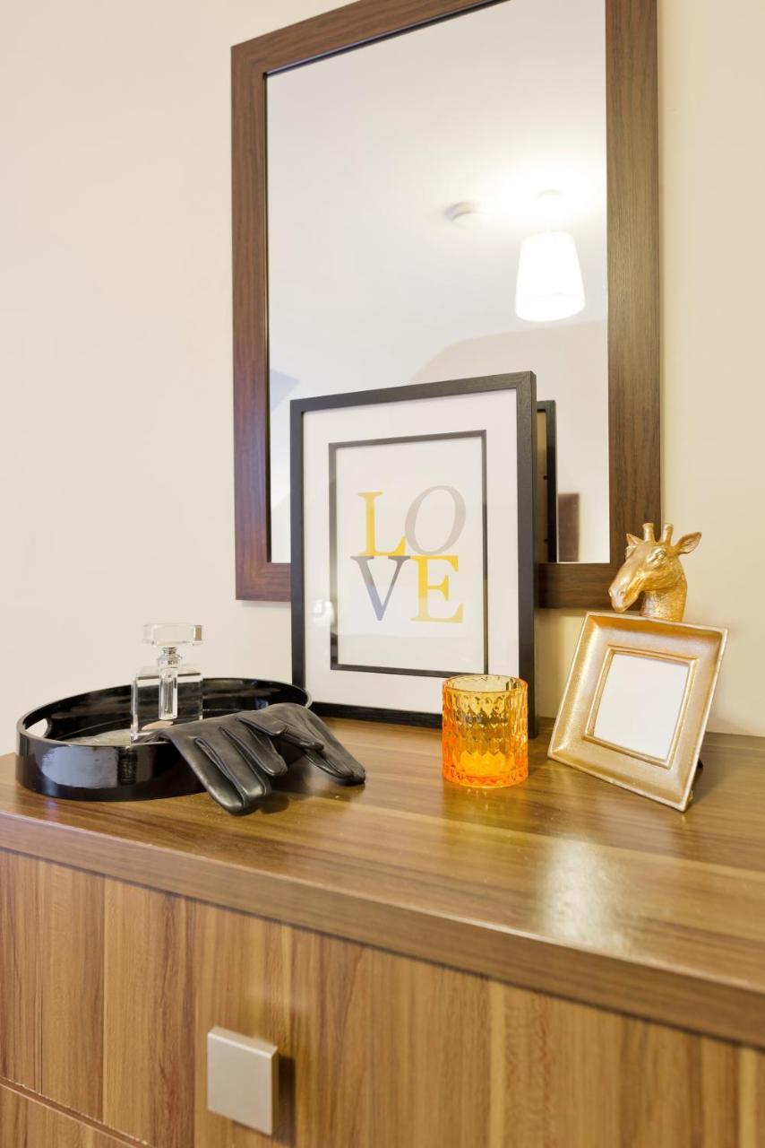 Five Lamps Suites Dublin Extérieur photo