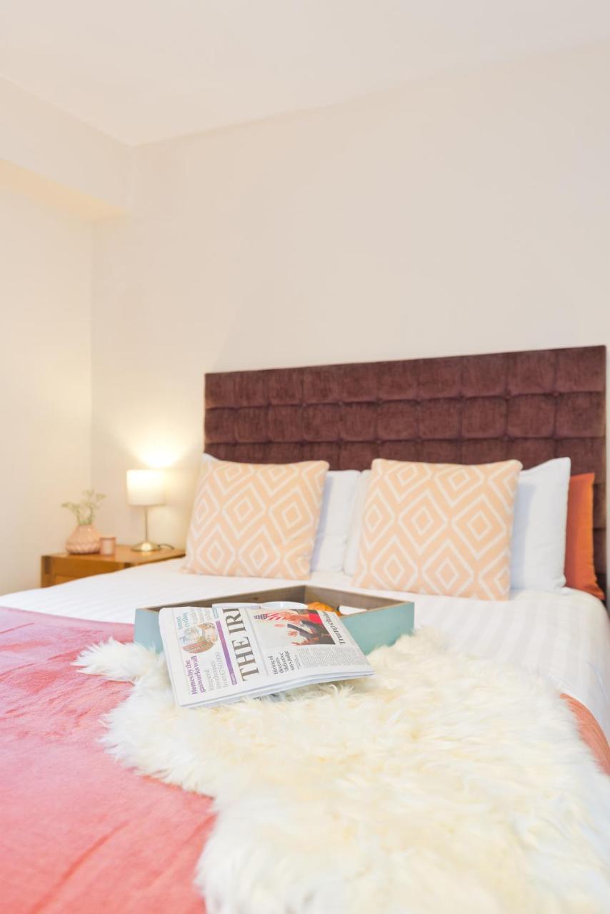 Five Lamps Suites Dublin Extérieur photo
