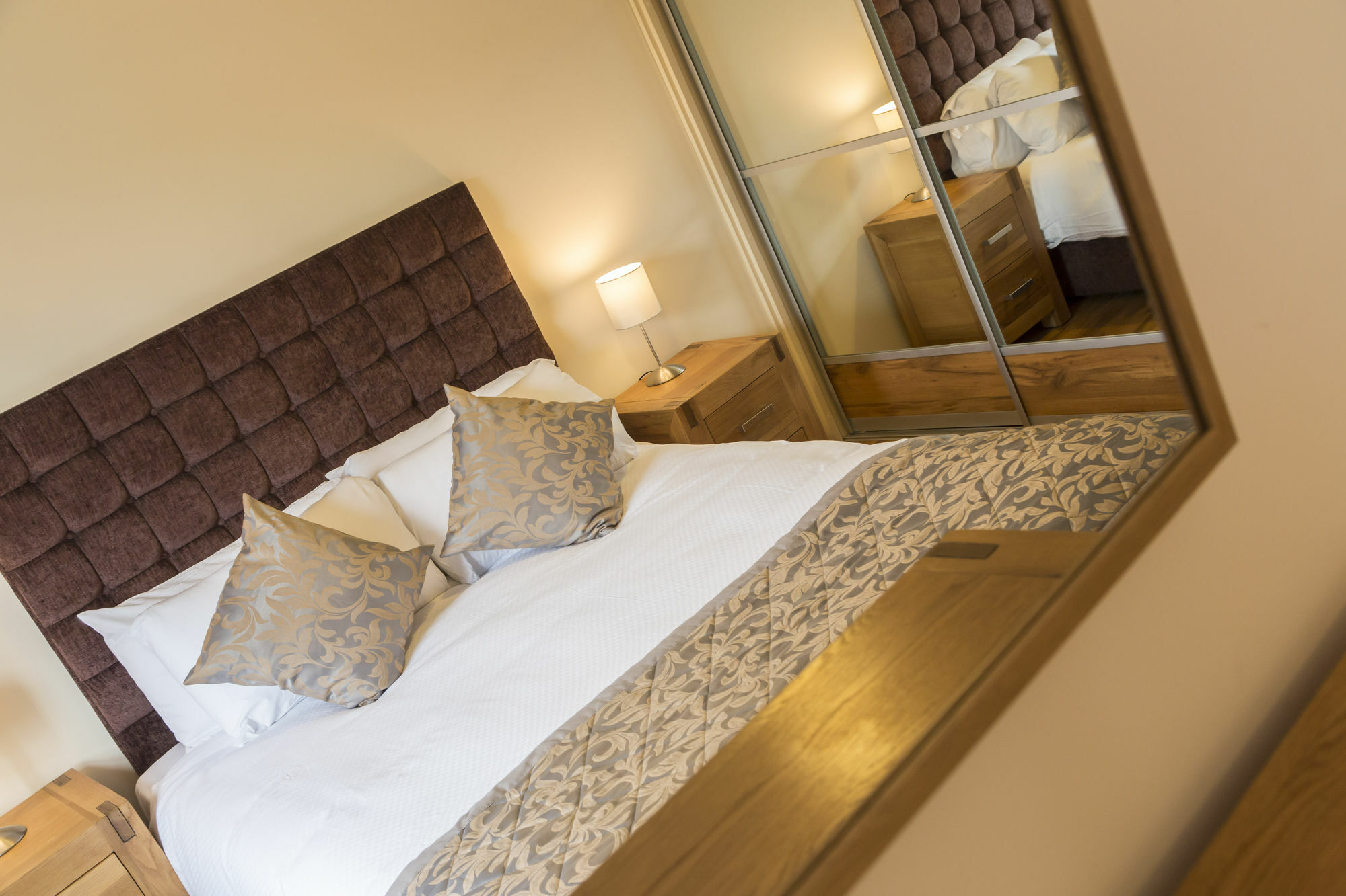 Five Lamps Suites Dublin Extérieur photo