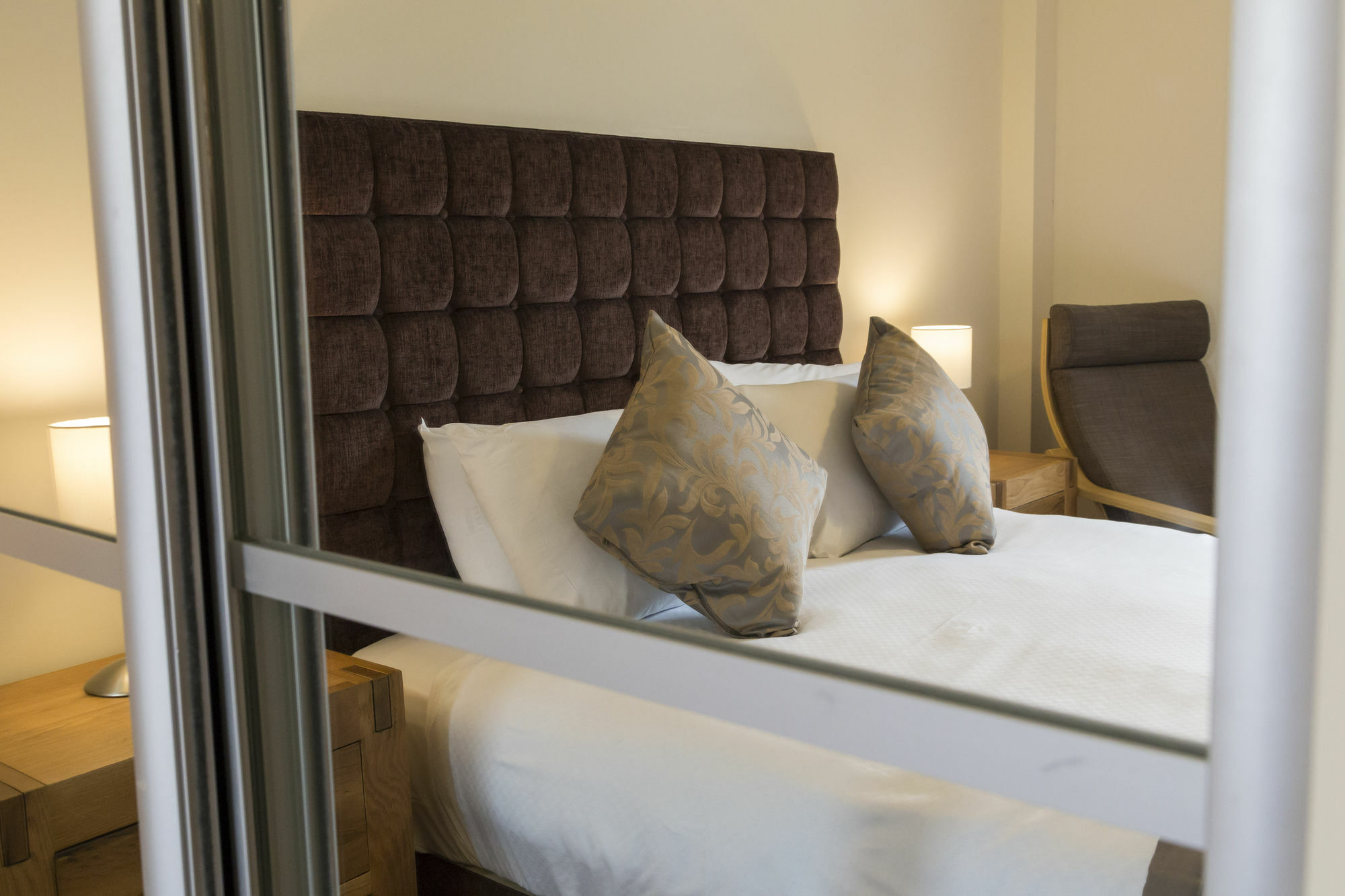 Five Lamps Suites Dublin Extérieur photo